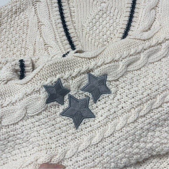 Taylor Swift original 2020 folklore cardigan Cream and Blue Cardigan - Picture 6 of 11